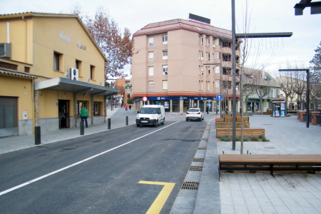 Oberta al trànsit rodat l'avinguda de Pompeu Fabra